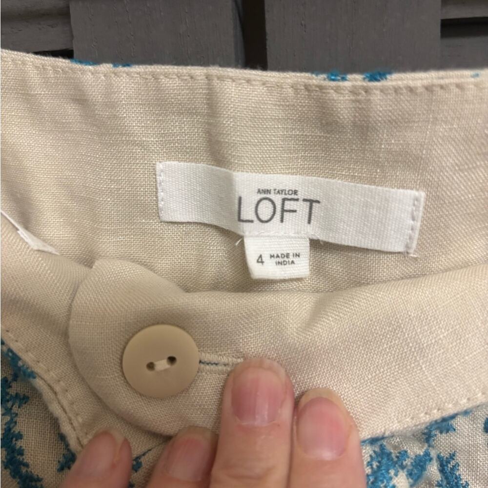 LOFT Off White Linen Turquoise Floral Embroidered Patterned Women's Shorts Sz 4 - Picture 2 of 10
